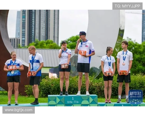 成都飞盘队在世界滑板锦标赛中以87分稳居积分榜首位