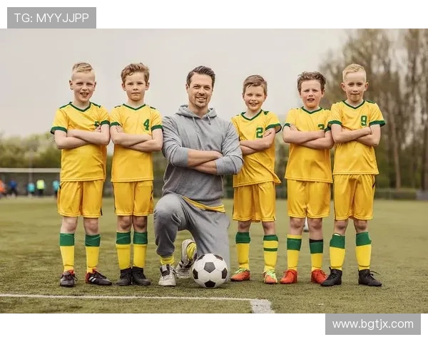 深圳足球队的比赛经验分析与发展策略探讨 深圳足球队的比赛经验分析与发展策略探讨