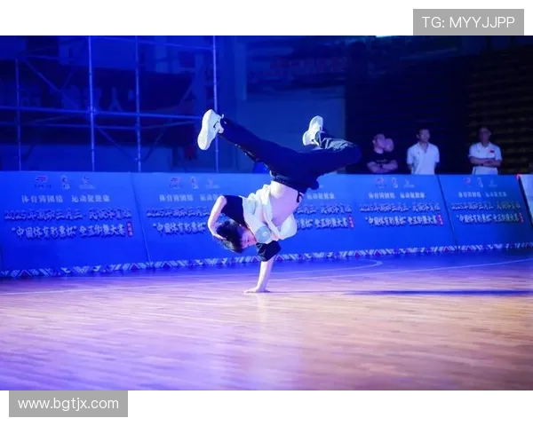 西安飞盘队在世界街舞大赛中以54分稳居积分榜首位