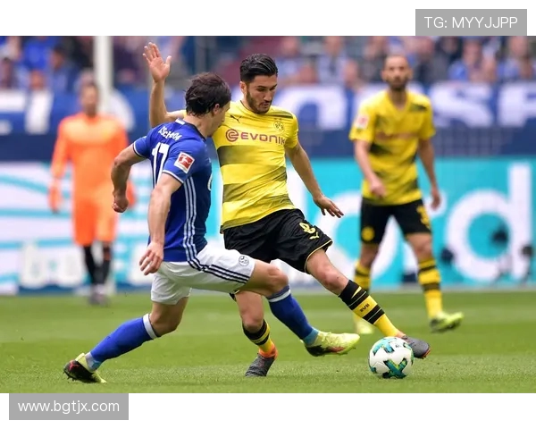 多特蒙德与沙尔克精彩对决集锦回顾赛场瞬间尽在眼前