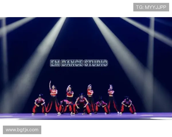 成都街舞队灵活性引发热议舞者技术与风格的碰撞与争论