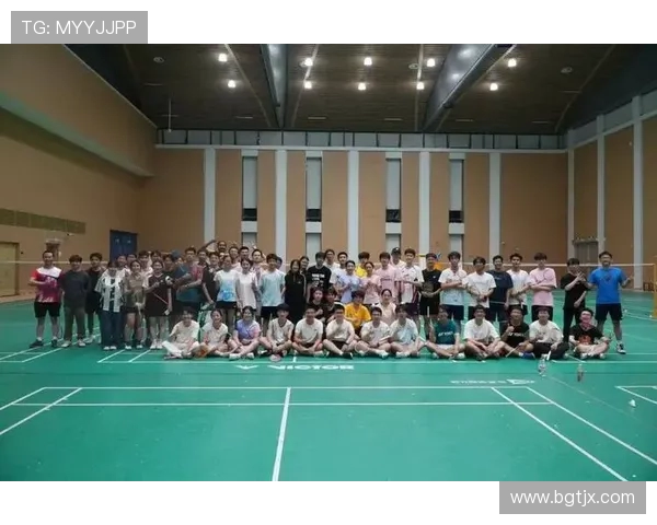 杭州羽毛球队挑战赛背后的奋斗故事与辉煌成就揭秘